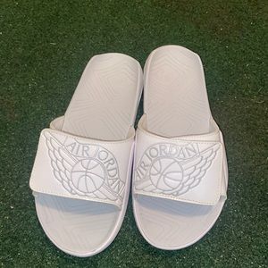 Jordan flight slipper